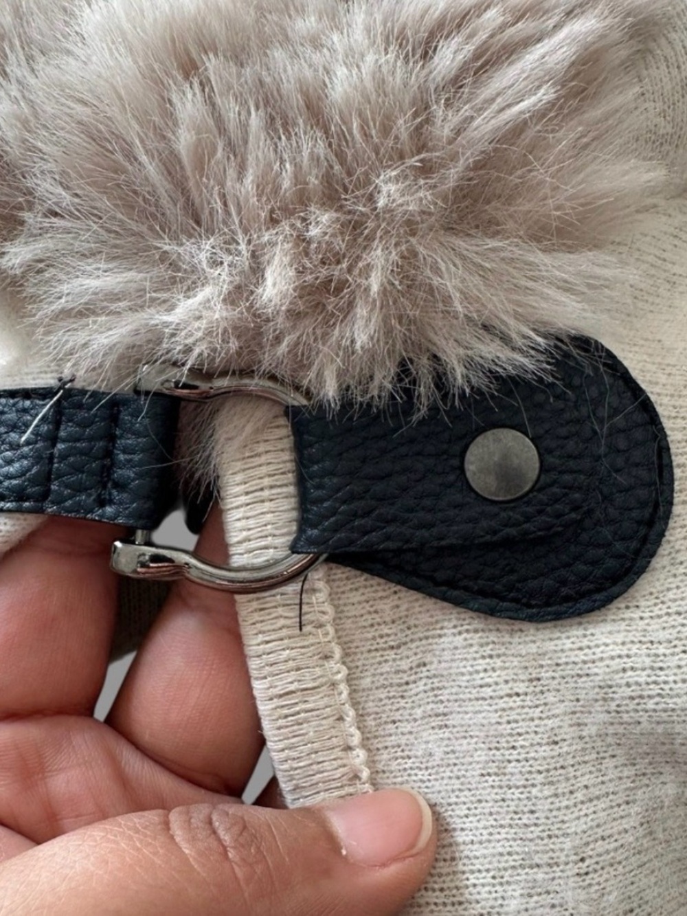 Rachel Zoë Cream/Ivory Cape trimmed in Faux Fur - Picture 9 of 14